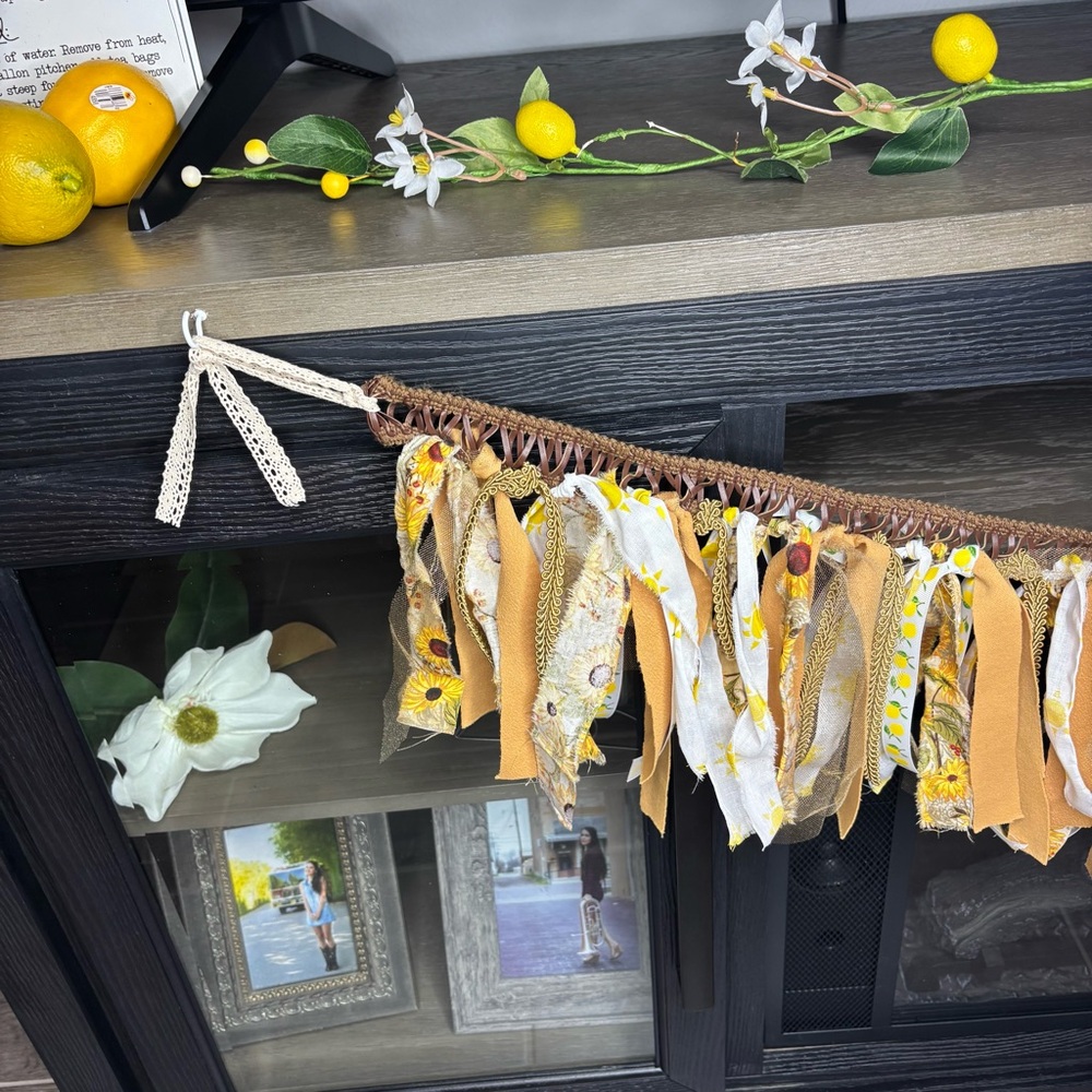 NWT Summer Boho Fabric Garland - Picture 10 of 11